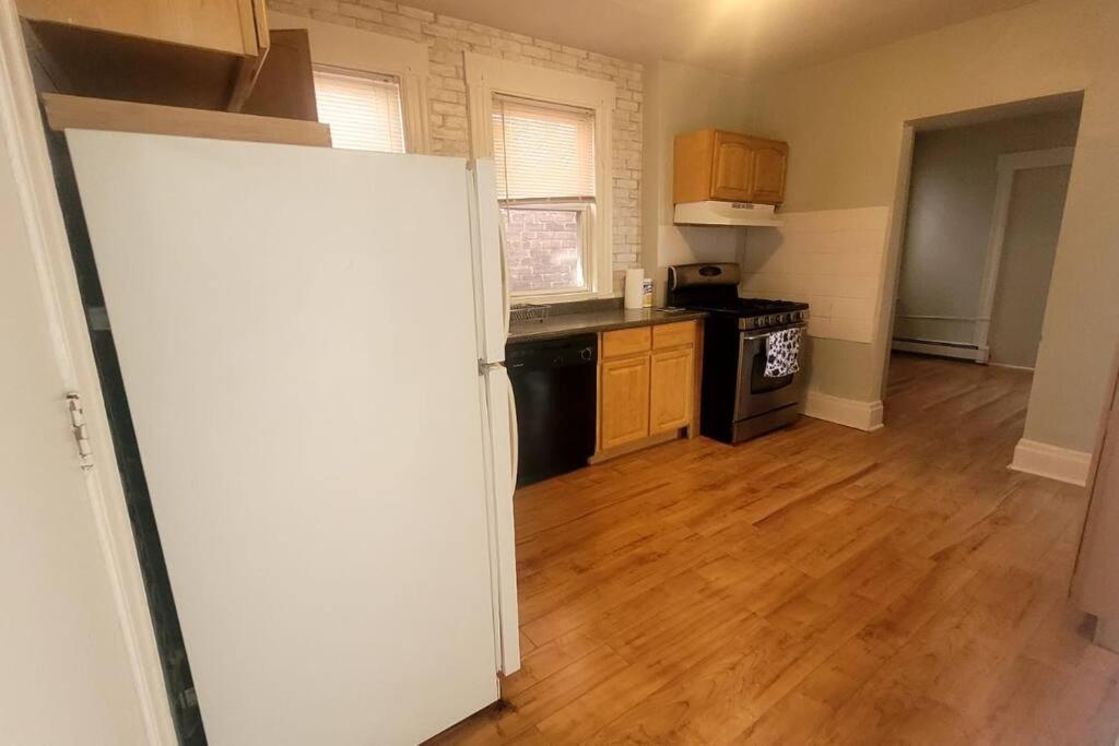 Amazing Location Train/Nyc,Cafes Apartment Montclair Exterior photo